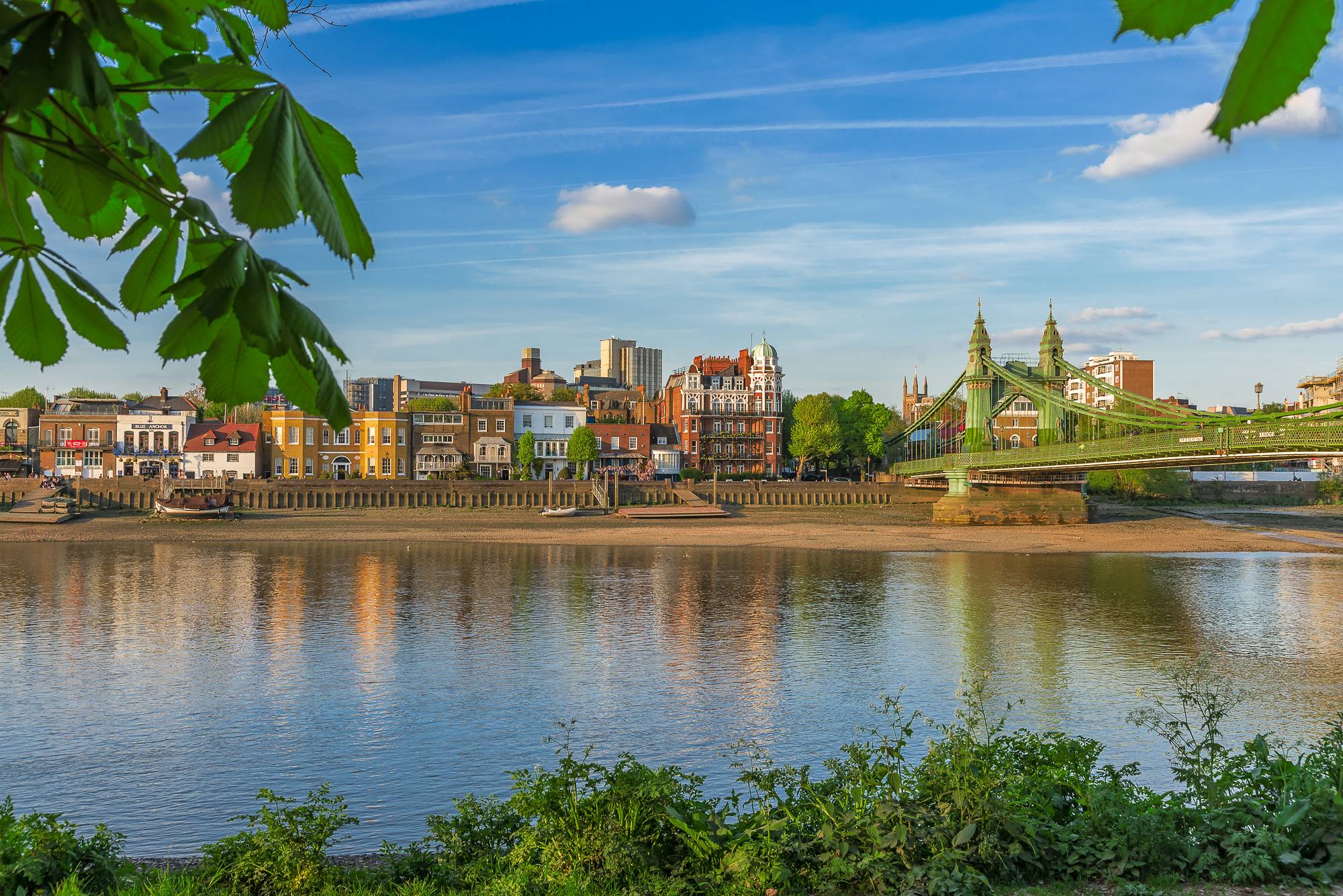 Hammersmith Bridge to reopen - London Airport Transfers